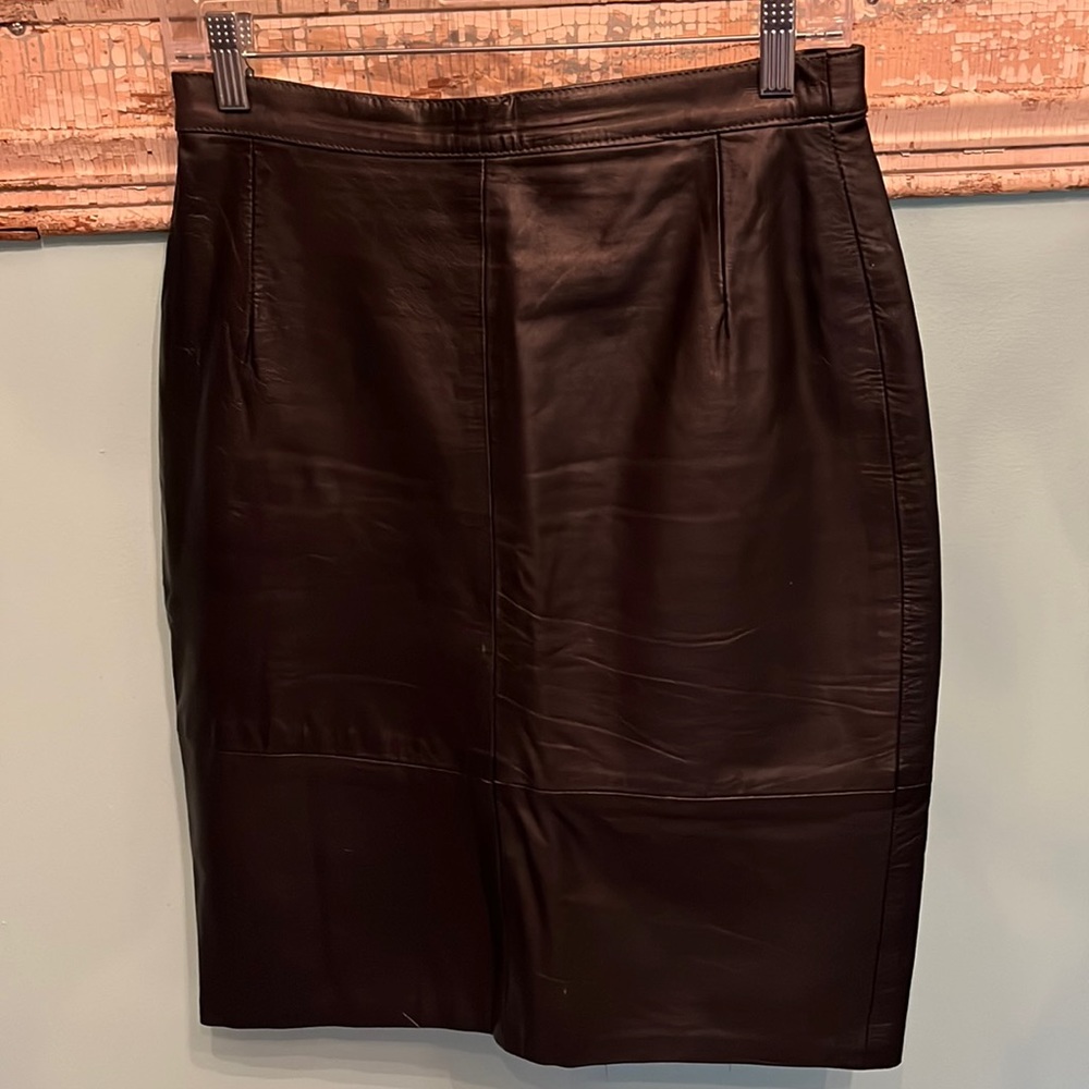 Skirt Black Leather Wiggle Skirt Va Voom Made in Argentina Vintage Waist 28"